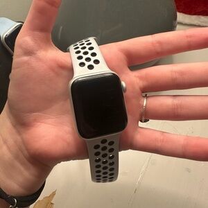 Apple Watch Series 5